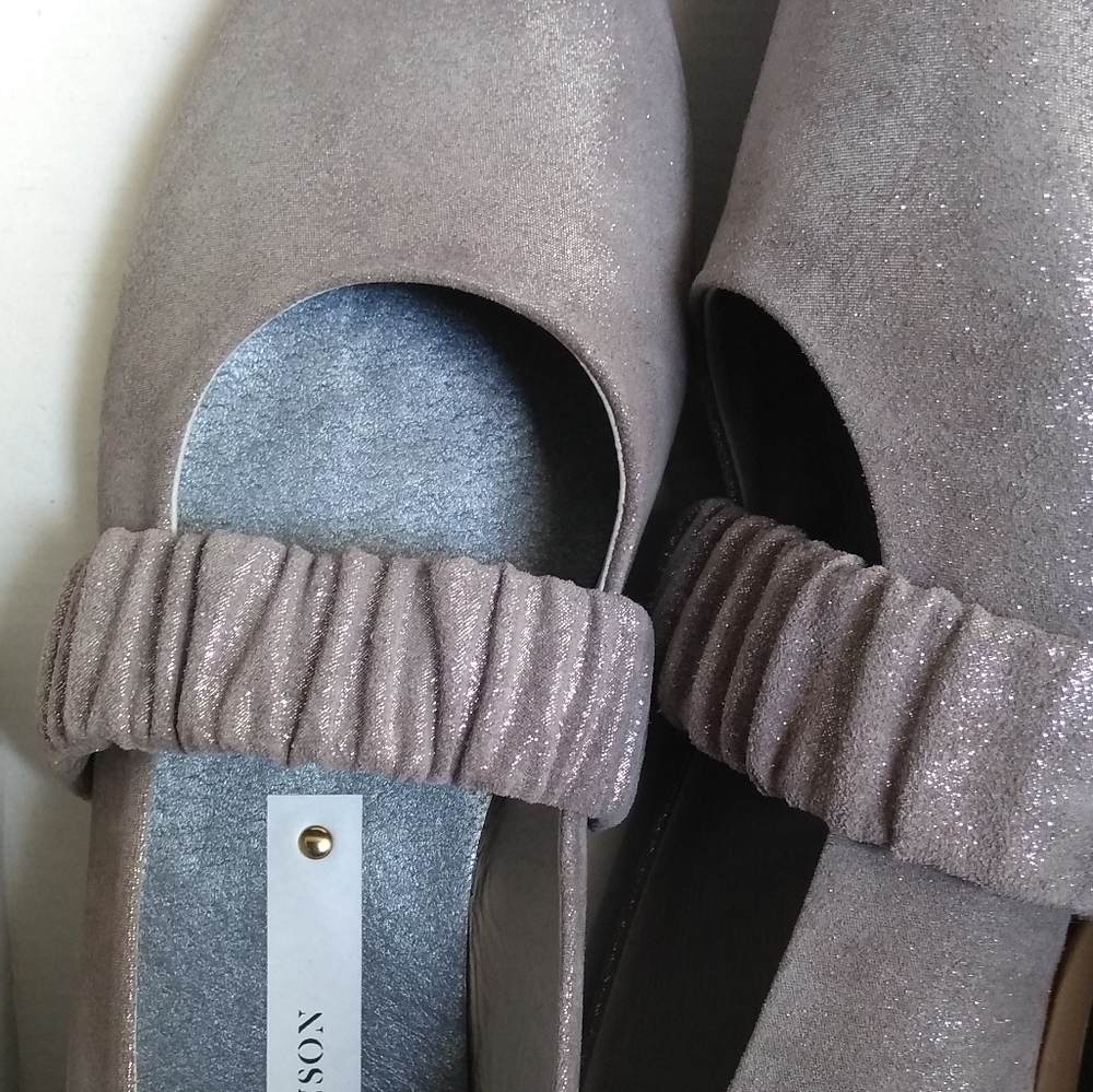 FINAL SALE/ LAST PAIR!!🆕🌿SUNDANCE MATT BERNSON FLATS🌿 - Picture 3 of 4